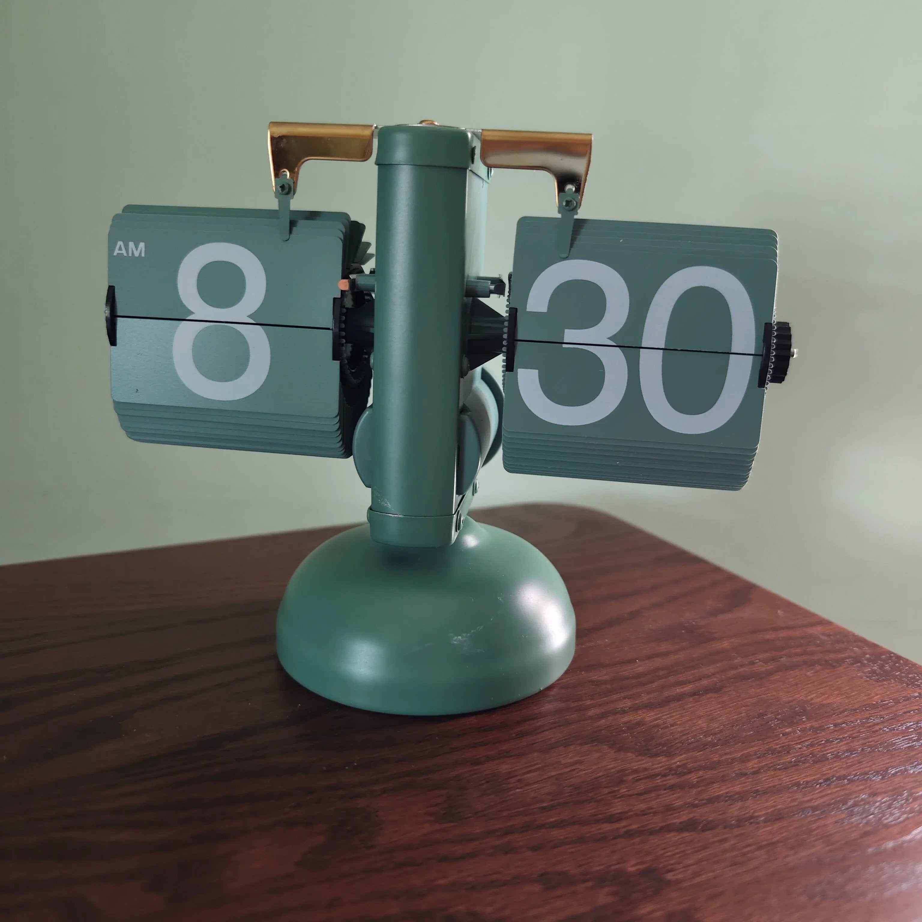 MIDCLOCK Home Decor Flip Clock Time Will Flip