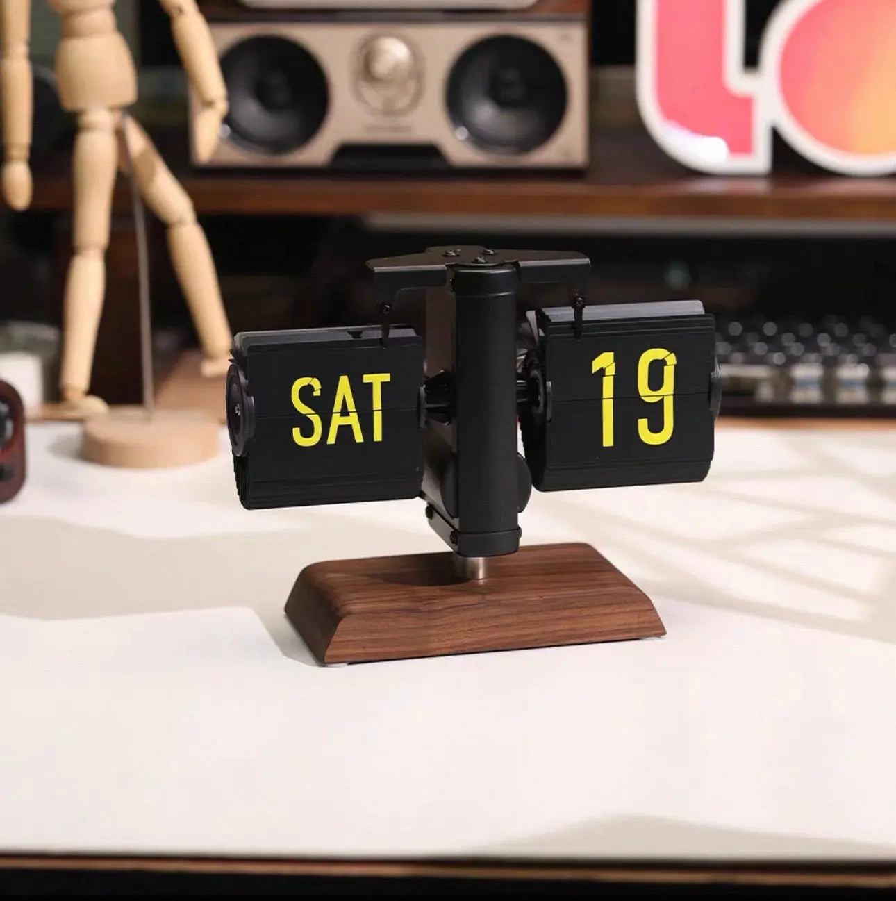 The "Balance" Automatic Flip Clock - Time Will Flip