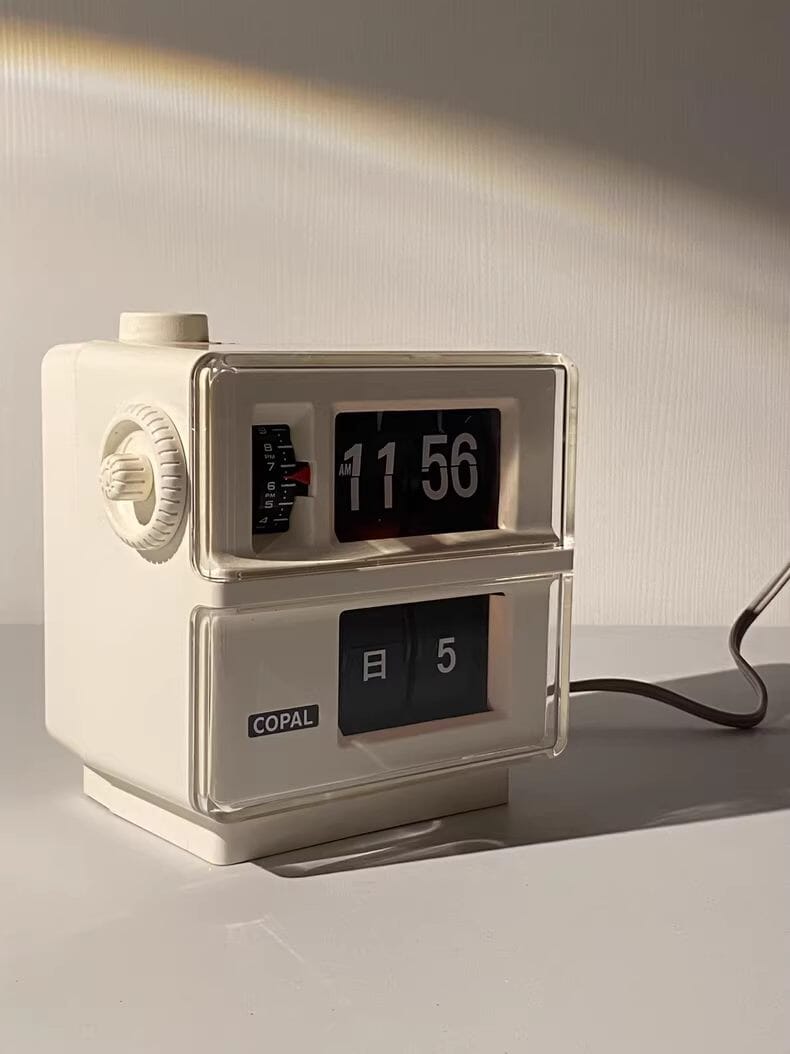 COPAL Flip Clock DP-180 (second hand) Table Clock Time Will Flip