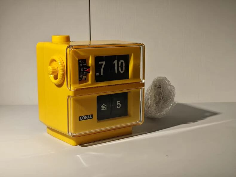 1979 Japan COPAL Flip Clock DP-180 (second hand) Table Clock Time Will Flip