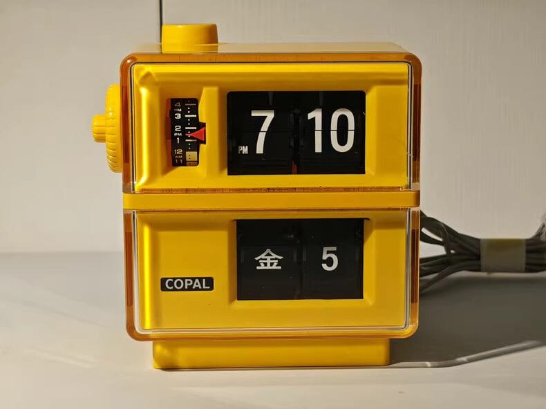 1979 Japan COPAL Flip Clock DP-180 (second hand) Table Clock Time Will Flip