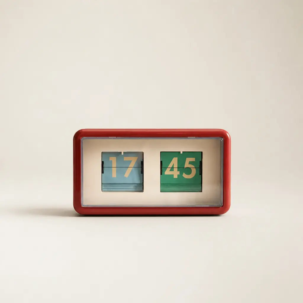 ZARA FLIP CLOCK - Reddish Time Will Flip