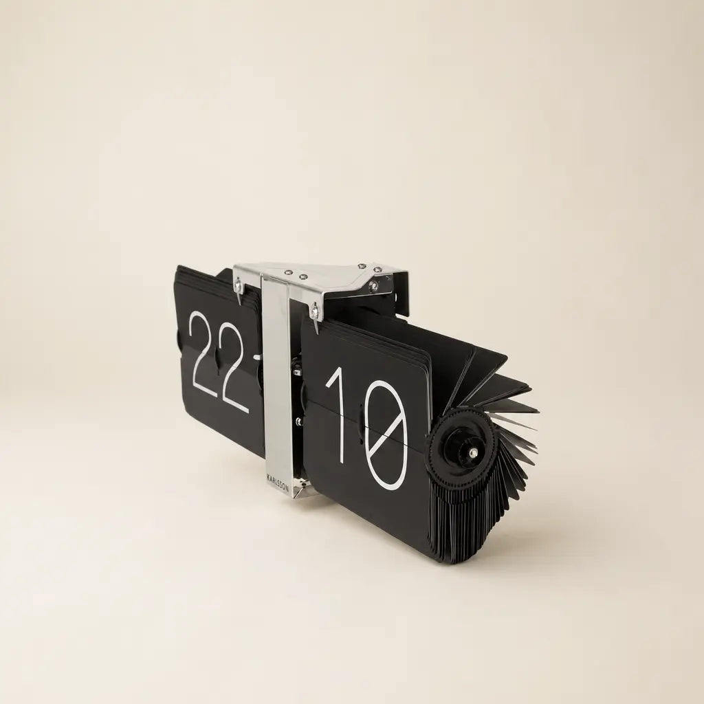 Karlsson "No Case" Flip Clock Time Will Flip