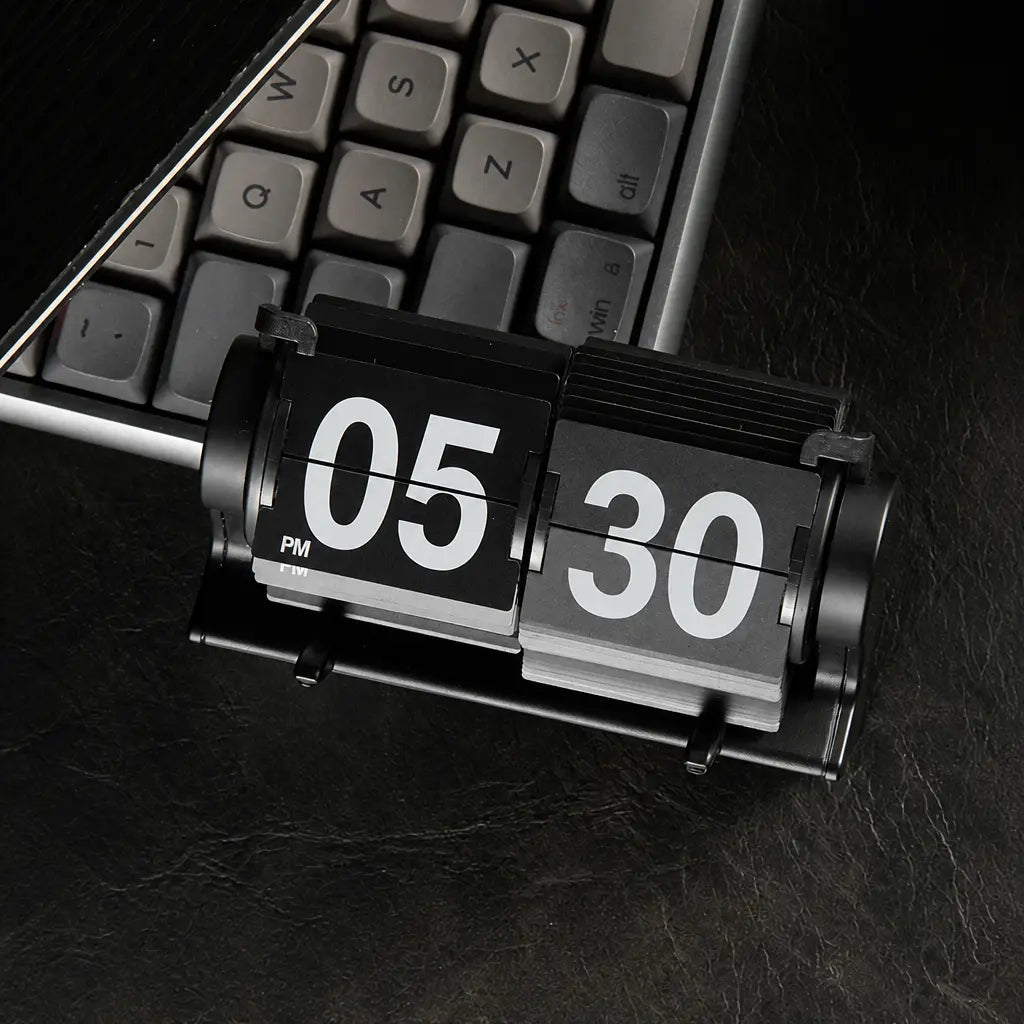 Chrono Capsule Time Will Flip