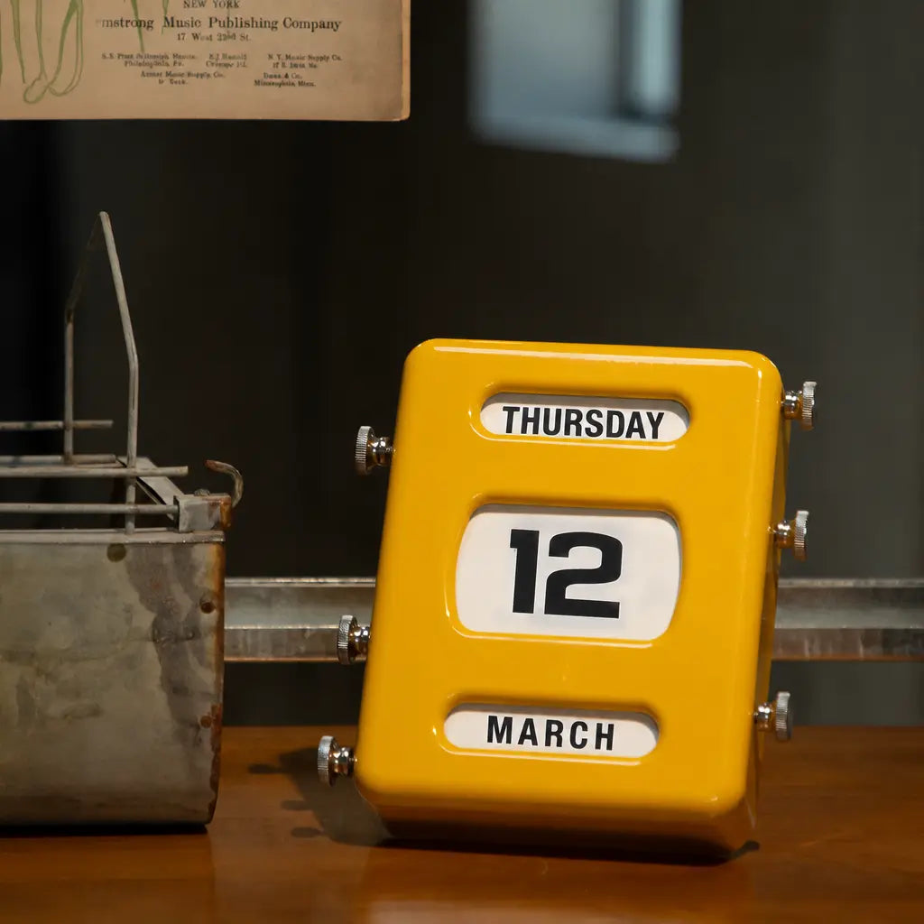 Manual Flip Perpetual Calendar Time Will Flip