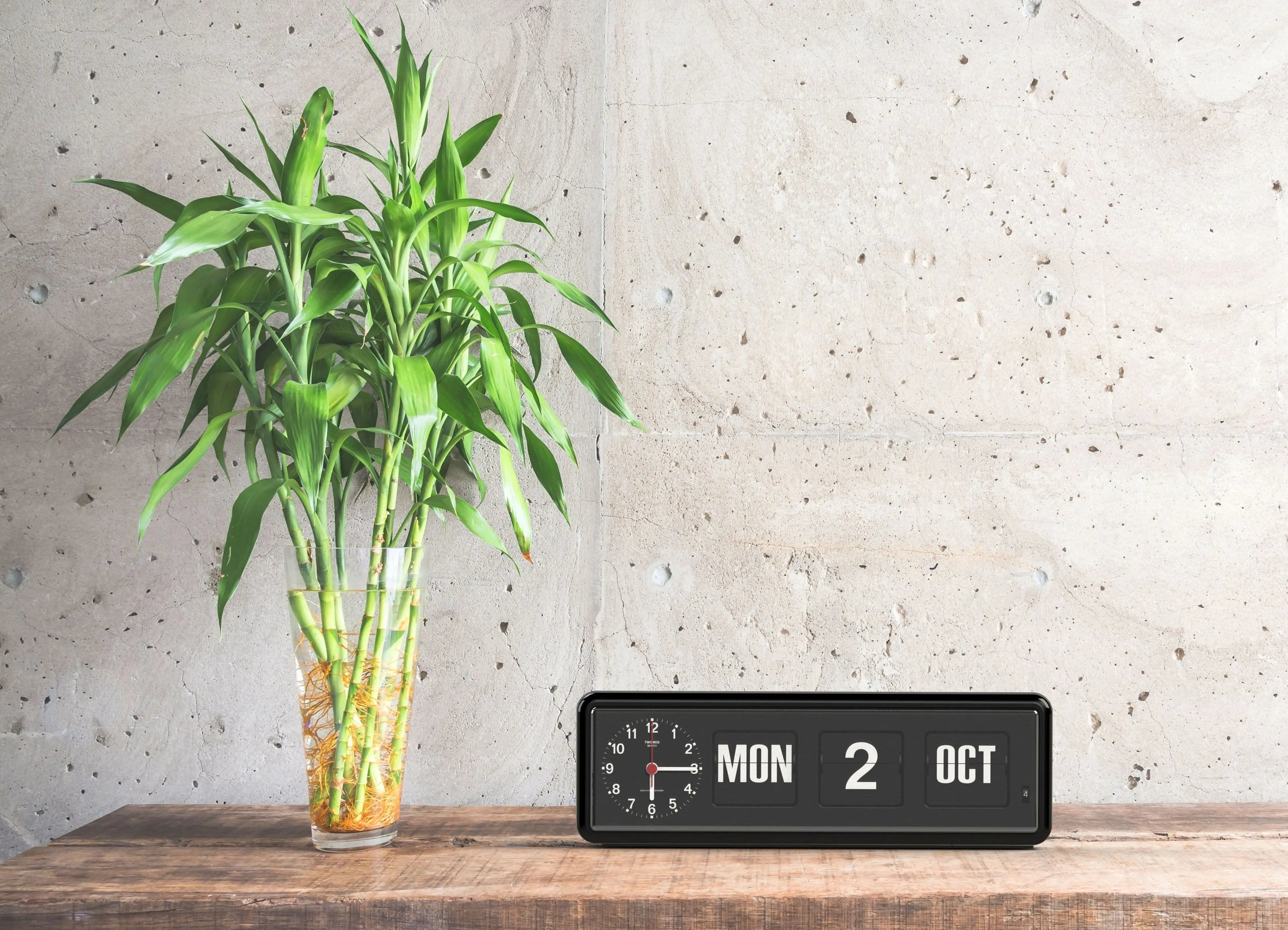 TWEMCO Calendar Flip Clock BQ-38 Table Clock TWEMCO