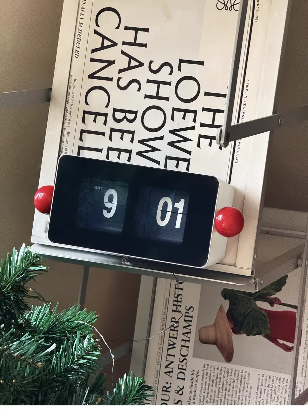Homeside Ball Auto Flip Clock - Time Will Flip