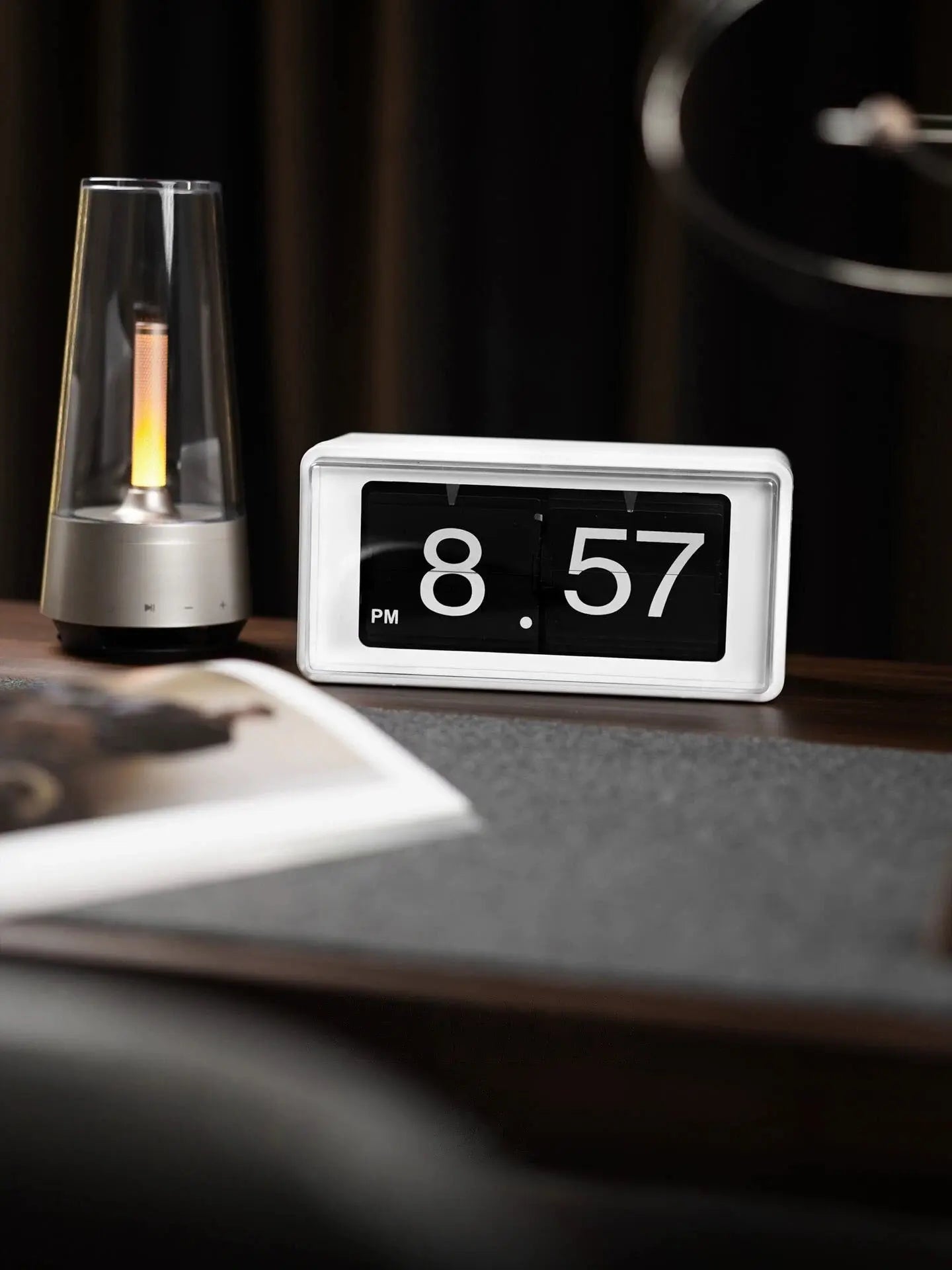 Retro Flip Desk Clock – Minimalist Tabletop Timepiece - Time Will Flip