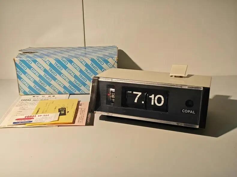 1979 Japan COPAL Flip Clock RP-244 - Time Will Flip