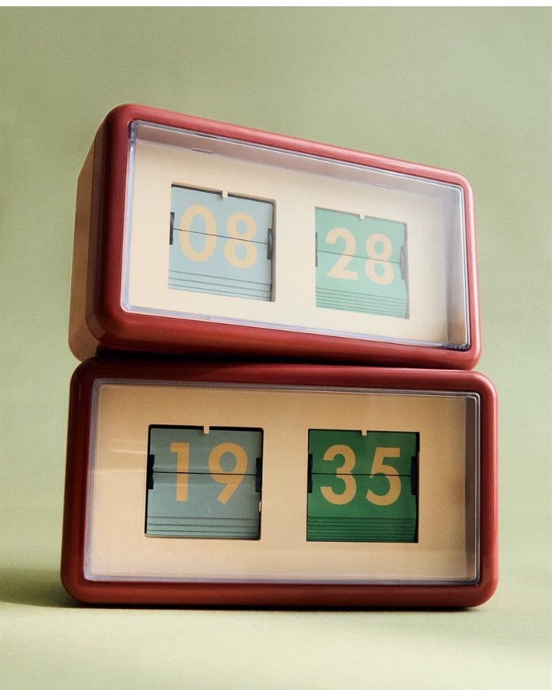 ZARA FLIP CLOCK - Reddish Time Will Flip