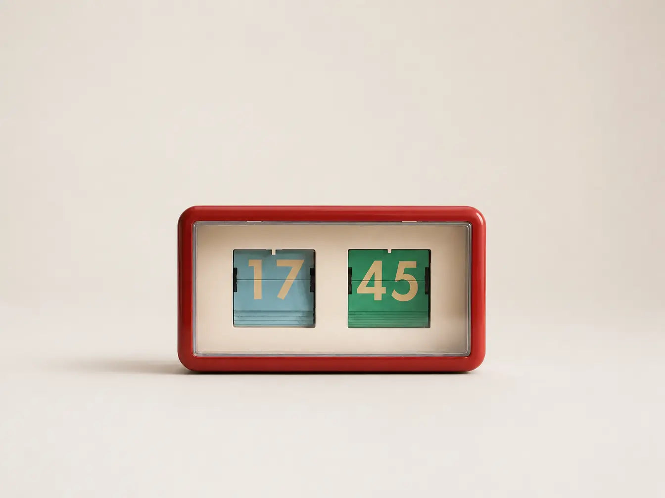 ZARA FLIP CLOCK - Reddish Time Will Flip
